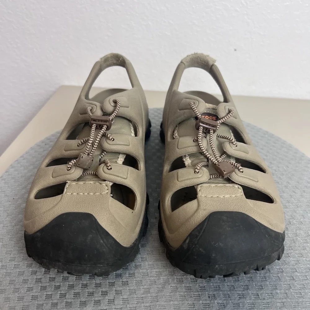 Crocs Bite Trailbreaker Sandals Womens 10 Or Mens 8 Water Hiking Shoes Outdoor